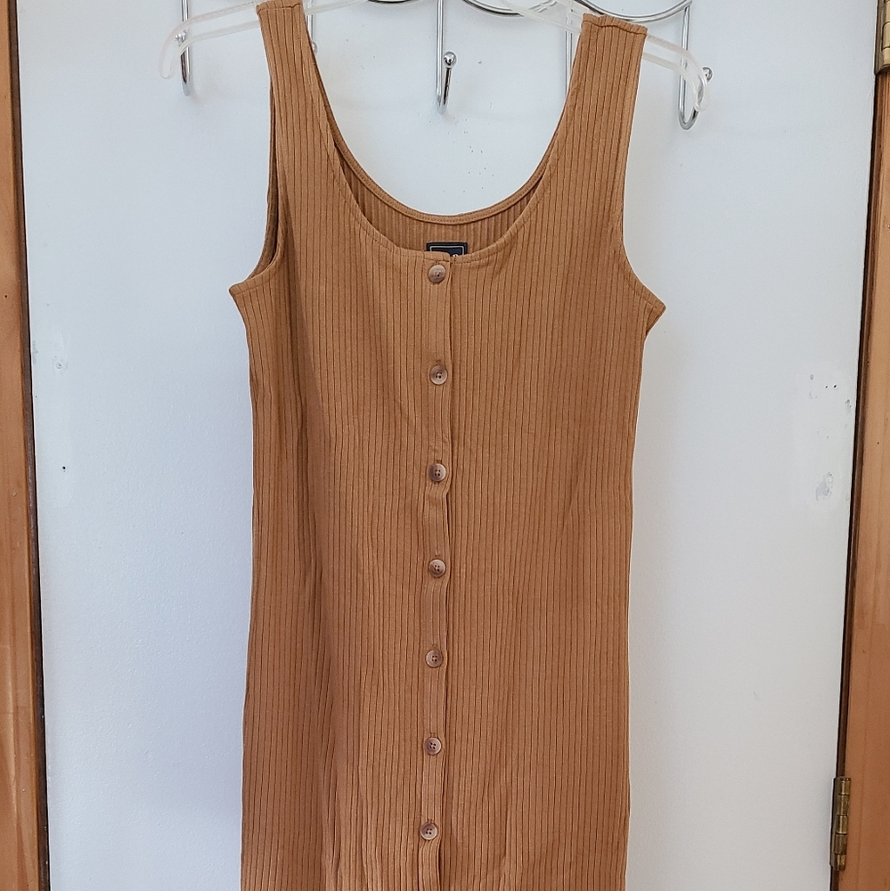 GAP Sleeveless Ribbed Midi Dress
